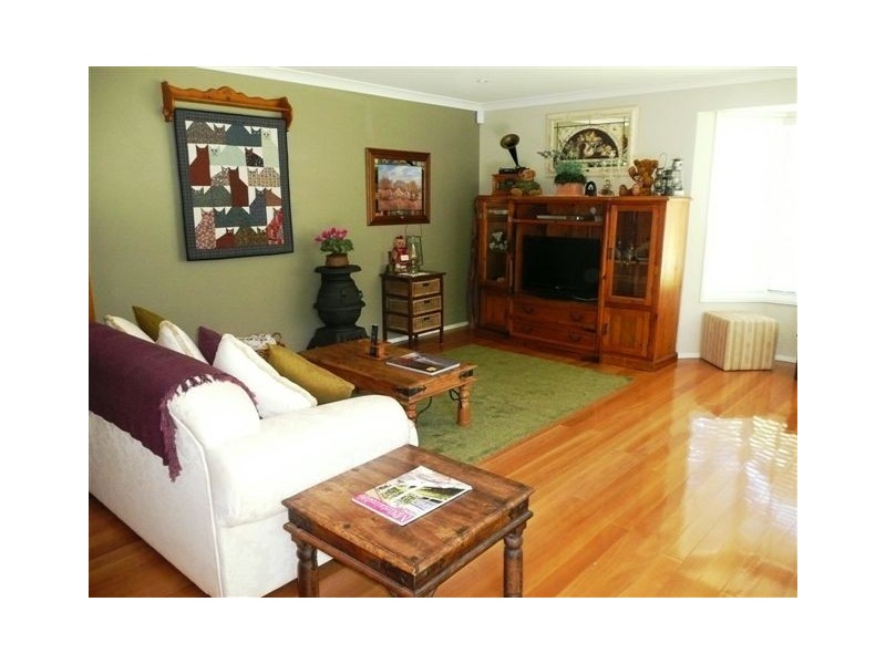 7 Eumemmering St, Medlow Bath NSW 2780