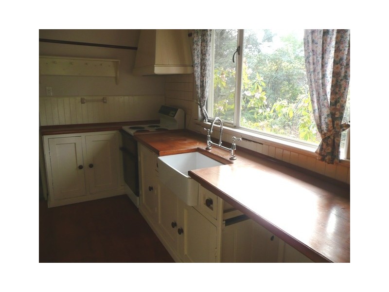 138 Clarence Road, Blackheath NSW 2785