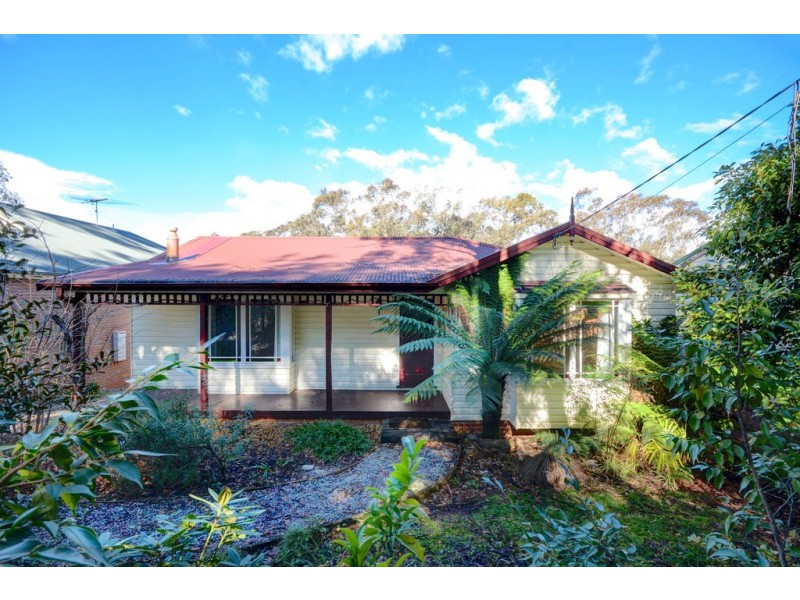 5 Braeside Street, Blackheath NSW 2785