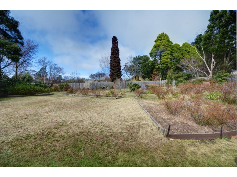 81 – 83 Hat Hill Road, Blackheath NSW 2785