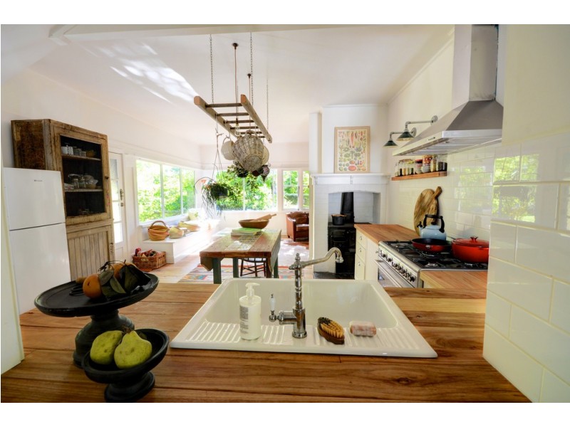 18 Barratt St, Blackheath NSW 2785