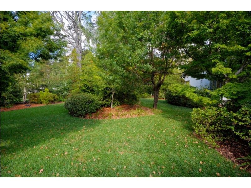 18 Barratt St, Blackheath NSW 2785