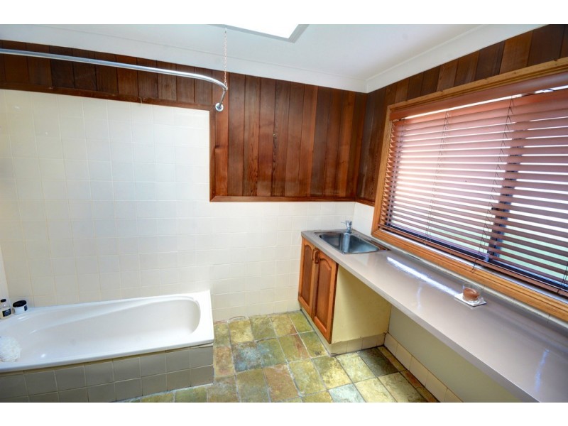 17 Kanimbla Road, Blackheath NSW 2785