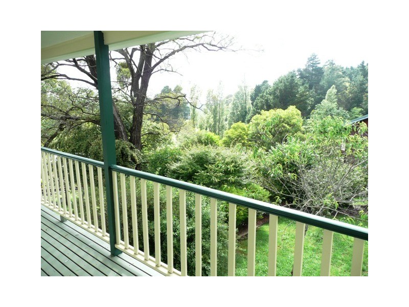 4 HOOPER, Mount Victoria NSW 2786