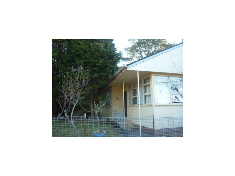 12 CARYSFORT STREET, Blackheath NSW 2785