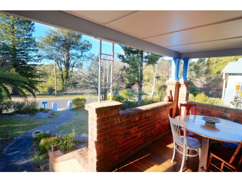 33 Park Avenue, Blackheath NSW 2785