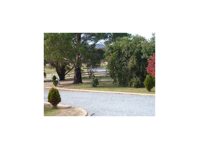 90 BLACKHEATH CREEK ROAD, Little Hartley NSW 2790