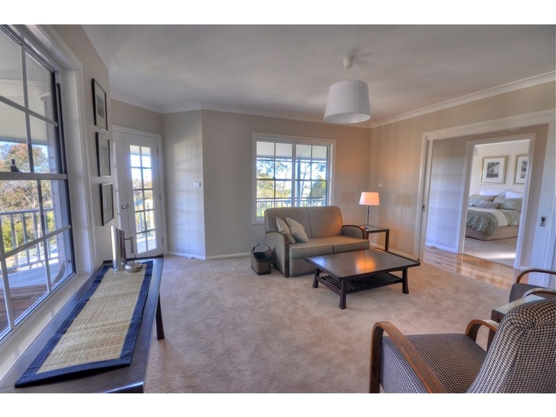 1 LOOKOUT STREET, Blackheath NSW 2785