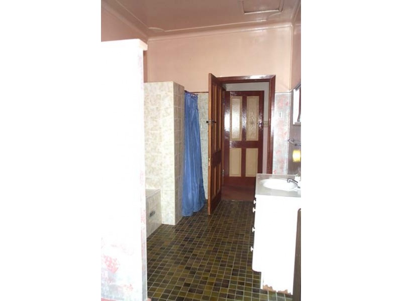 3 PARK AVENUE, Blackheath NSW 2785