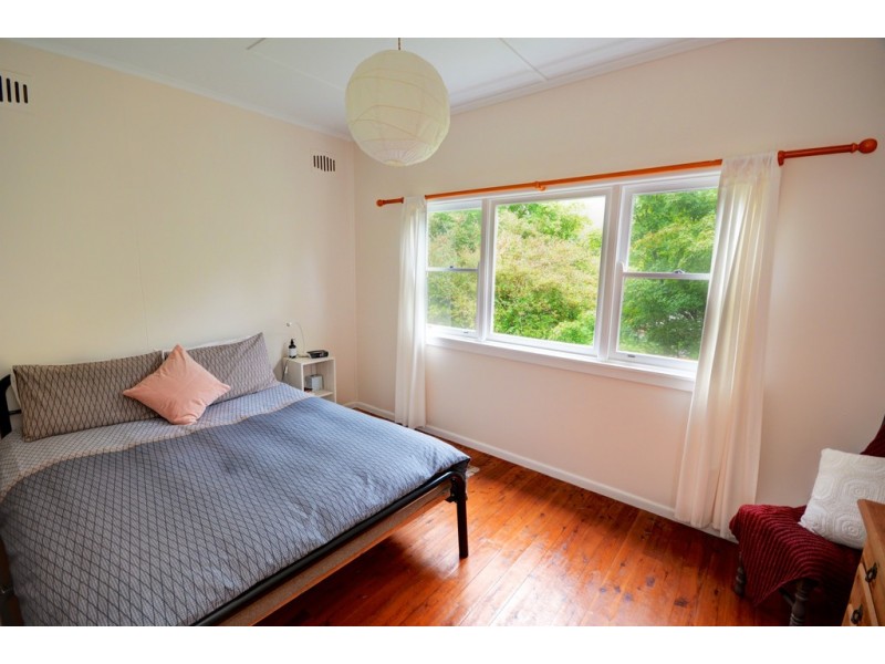 6 Mel Avenue, Blackheath NSW 2785