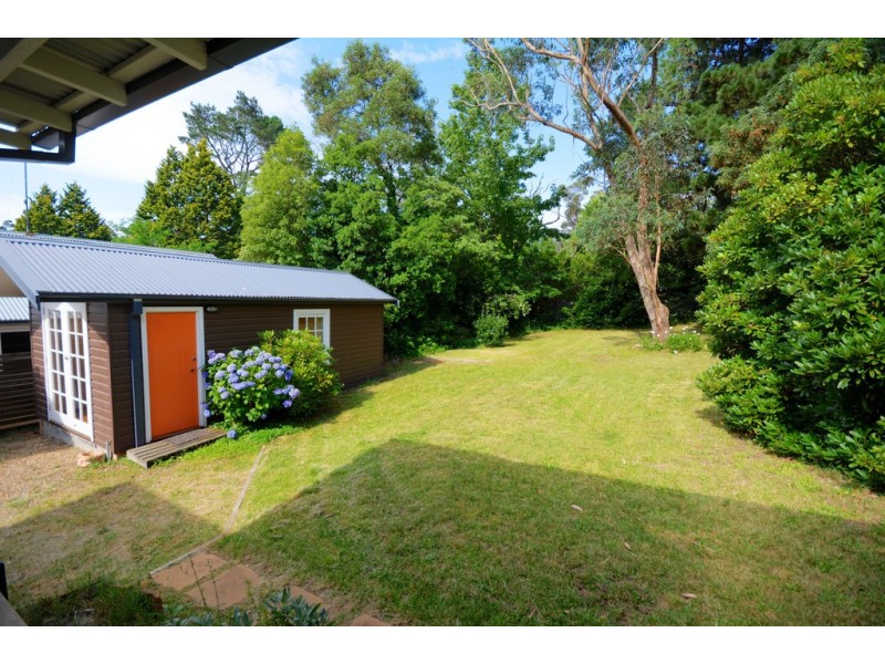 6 Mel Avenue, Blackheath NSW 2785