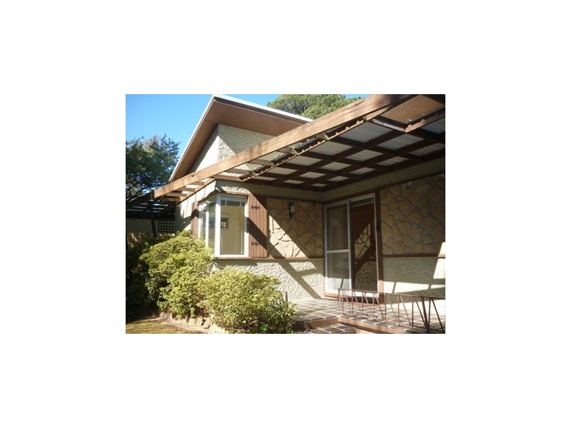 16 STAVELEY PDE, Blackheath NSW 2785