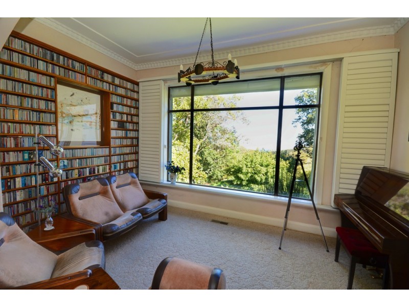 9-15 Kubya Street, Blackheath NSW 2785