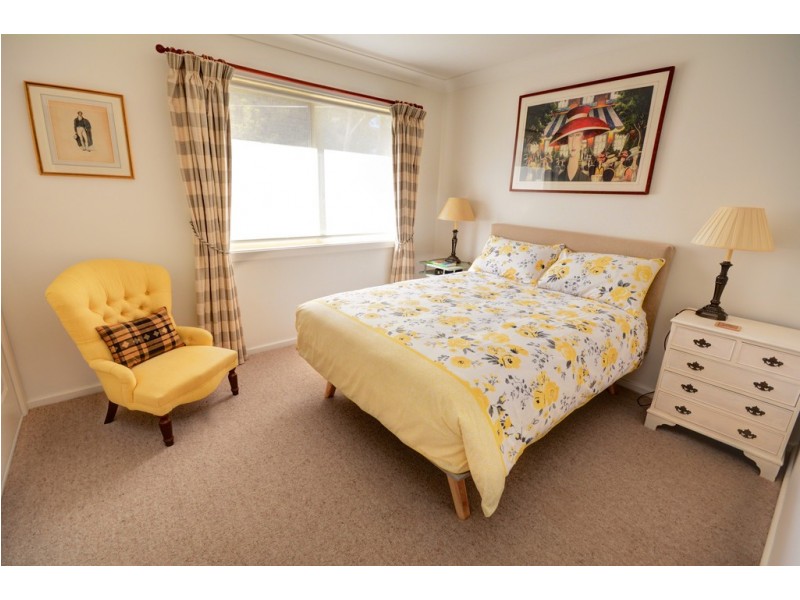 15 Great Western Highway, Mount Victoria NSW 2786