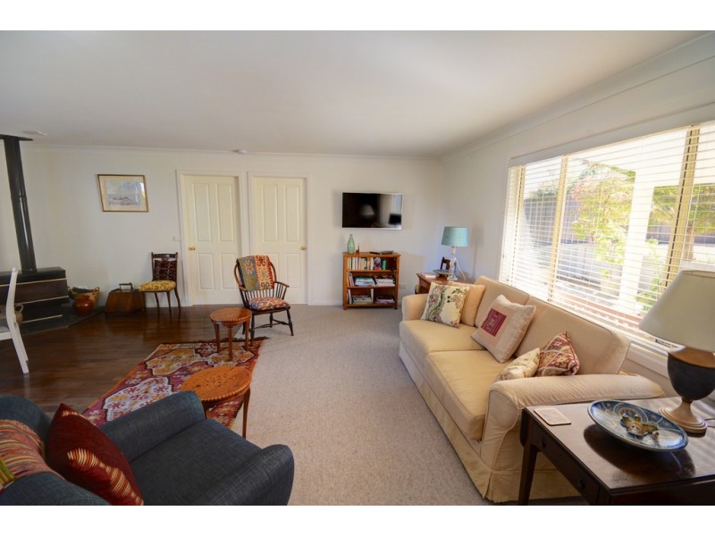 15 Great Western Highway, Mount Victoria NSW 2786