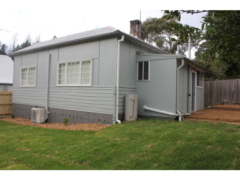 8a ABBOTT STREET, Blackheath NSW 2785