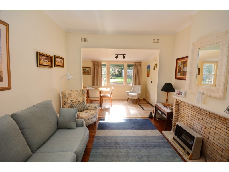 12 Shillington Street, Blackheath NSW 2785