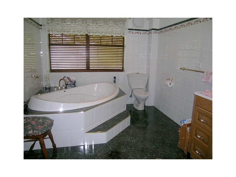152 Clarence Road, Blackheath NSW 2785