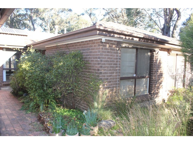 237 HAT HILL ROAD, Blackheath NSW 2785