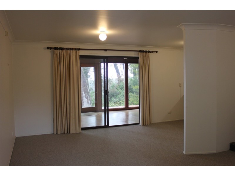 237 HAT HILL ROAD, Blackheath NSW 2785