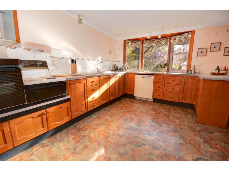 54 Inconstant Street, Blackheath NSW 2785