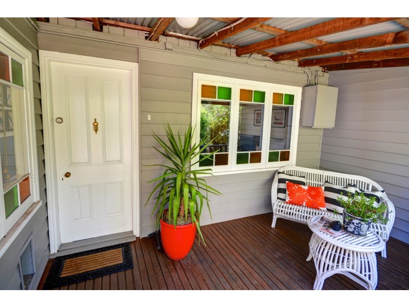 16 Lookout Street, Blackheath NSW 2785