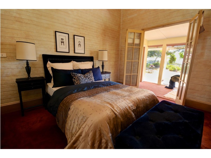 16 Lookout Street, Blackheath NSW 2785