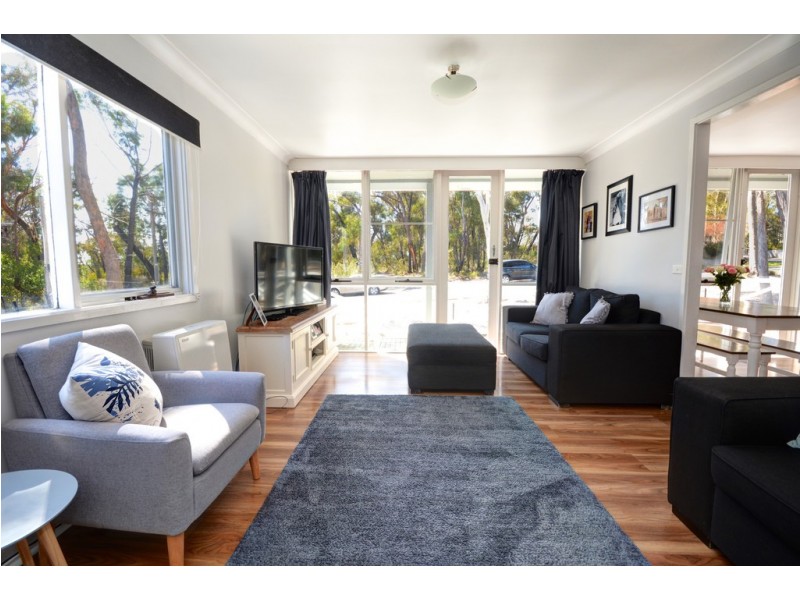 20 Closeburn Drive, Mount Victoria NSW 2786