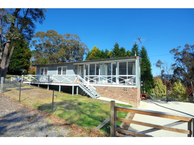 20 Closeburn Drive, Mount Victoria NSW 2786