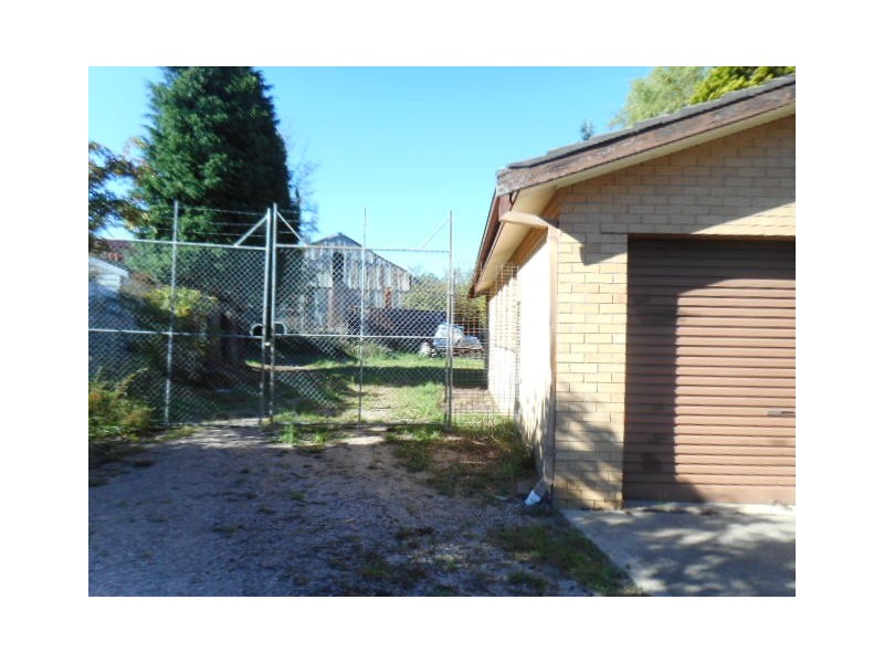 4 Railway Avenue, Blackheath NSW 2785