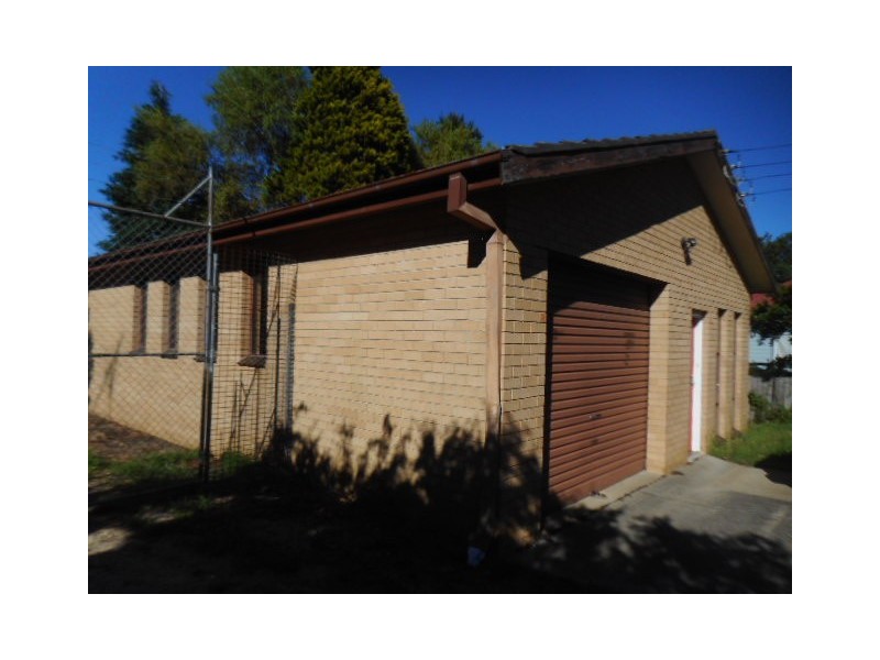 4 Railway Avenue, Blackheath NSW 2785