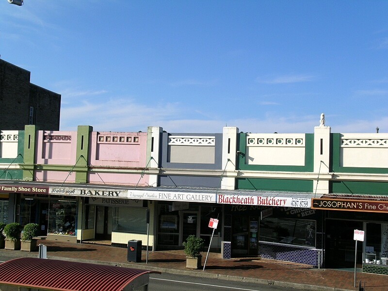 8 Govetts Leap Road, Blackheath NSW 2785