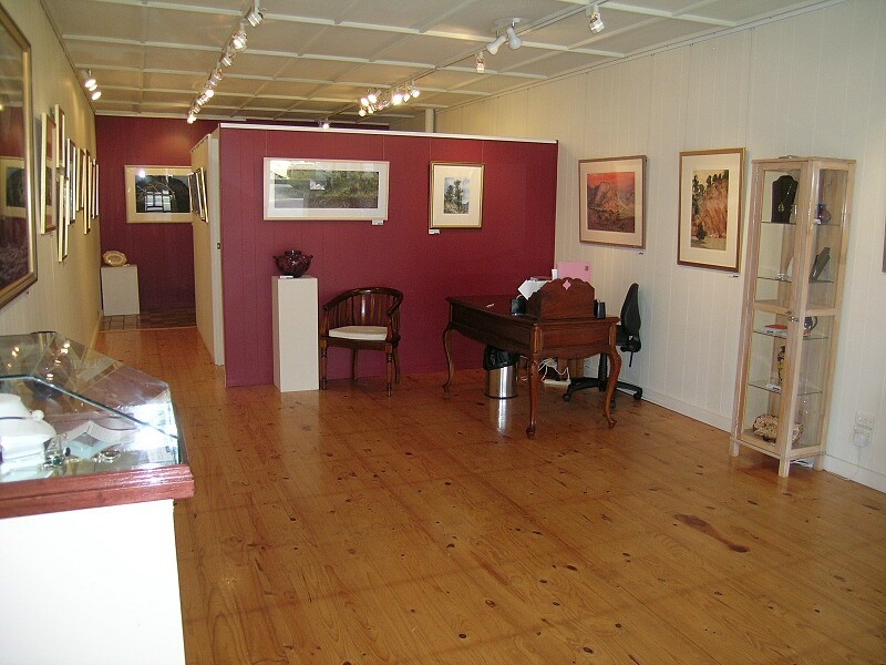 8 Govetts Leap Road, Blackheath NSW 2785