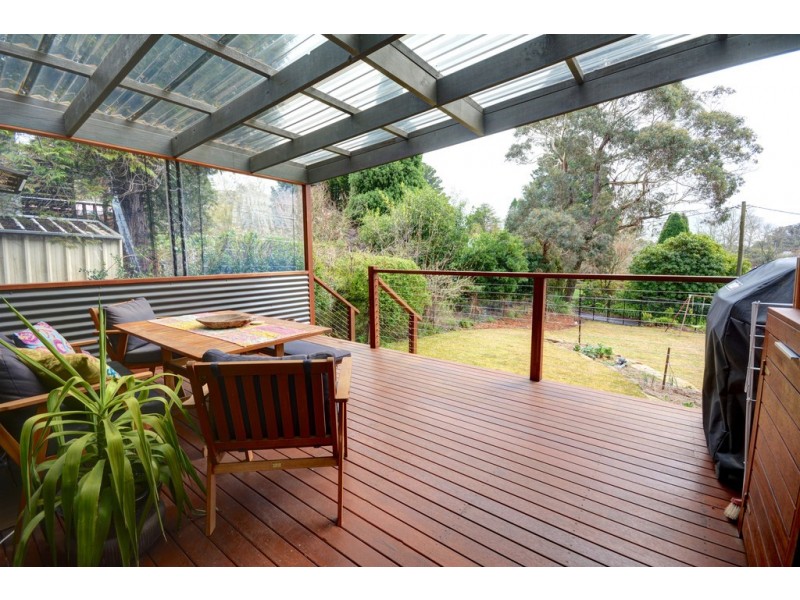 4 Irvine Avenue, Blackheath NSW 2785
