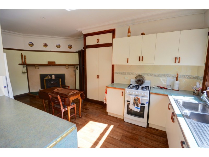 32 Brentwood Avenue, Blackheath NSW 2785