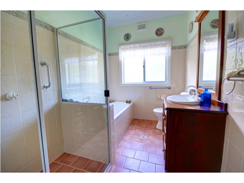 32 Brentwood Avenue, Blackheath NSW 2785