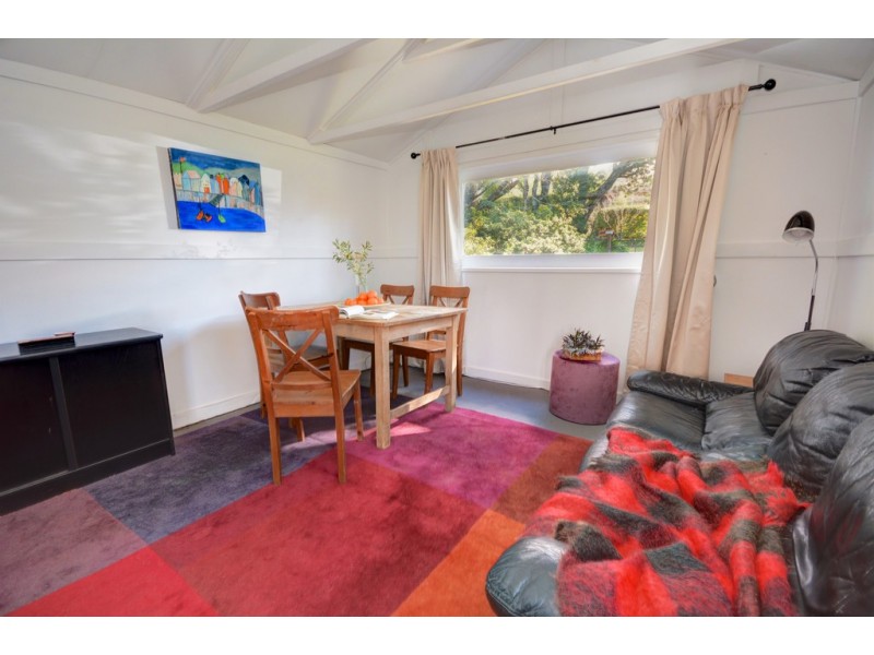 11 Barratt Street, Blackheath NSW 2785