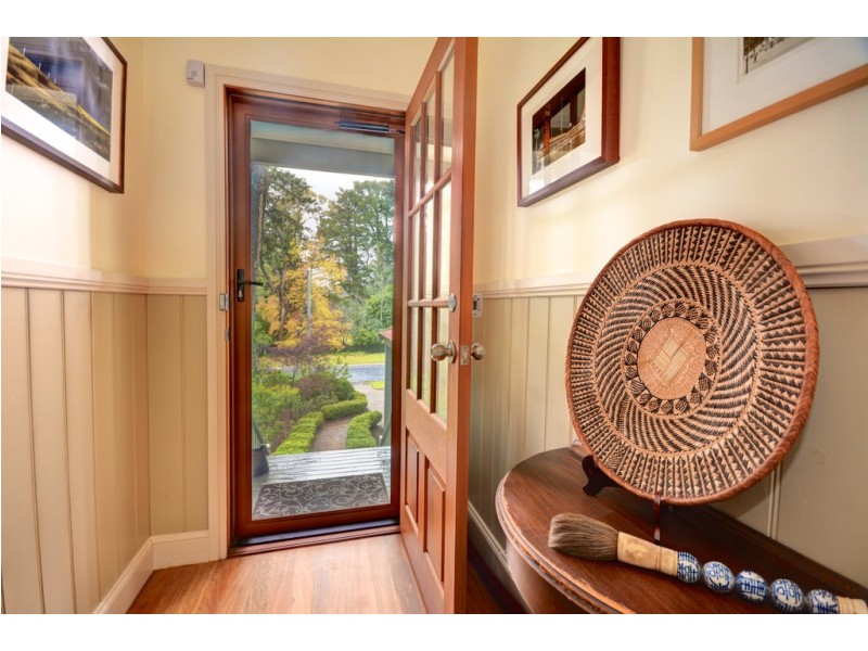 17 Ada Road, Blackheath NSW 2785