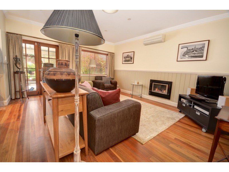 17 Ada Road, Blackheath NSW 2785