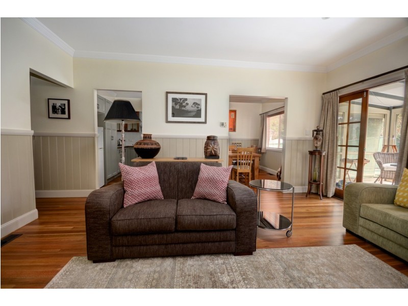 17 Ada Road, Blackheath NSW 2785