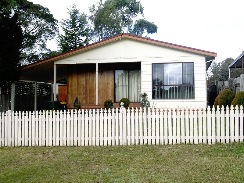 7 Harrison St, Blackheath NSW 2785