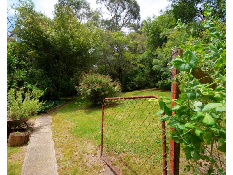 11 Shipley Road, Blackheath NSW 2785