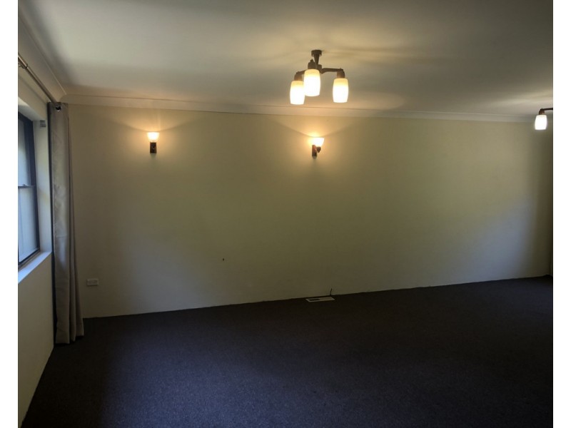 10 MEL AVENUE, Blackheath NSW 2785