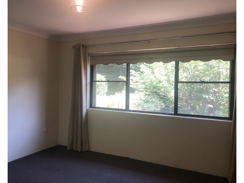 10 MEL AVENUE, Blackheath NSW 2785