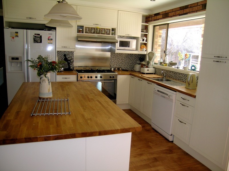 10 Glen St, Blackheath NSW 2785