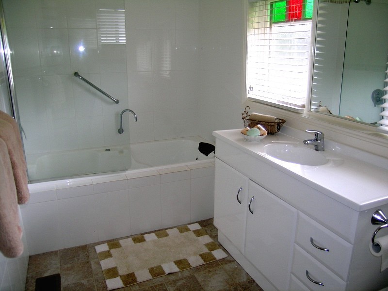 89 Govetts Leap Rd, Blackheath NSW 2785