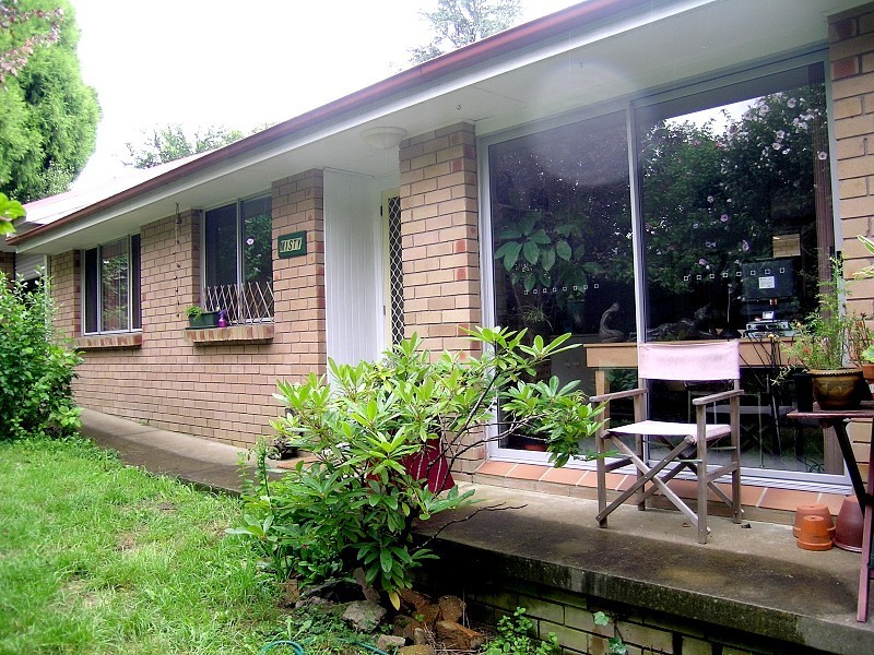 83 Govetts Leap Rd, Blackheath NSW 2785