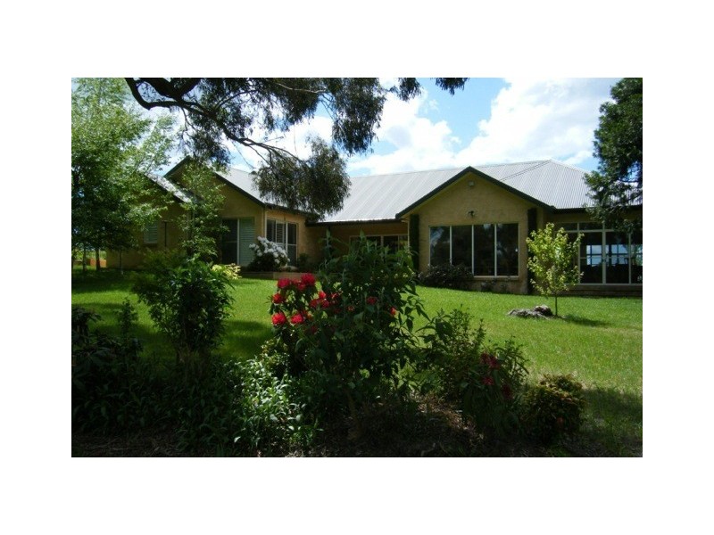 32 Bligh Street, Oberon NSW 2787