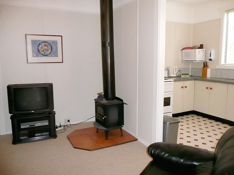 8 Row Street, Blackheath NSW 2785