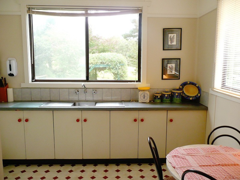 8 Row Street, Blackheath NSW 2785